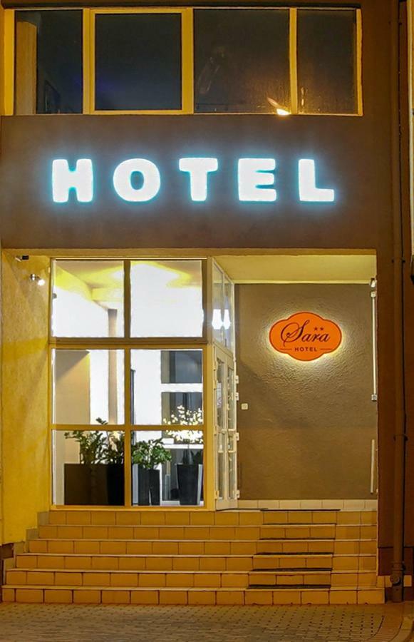 Hotel Sara Kolo  Bagian luar foto